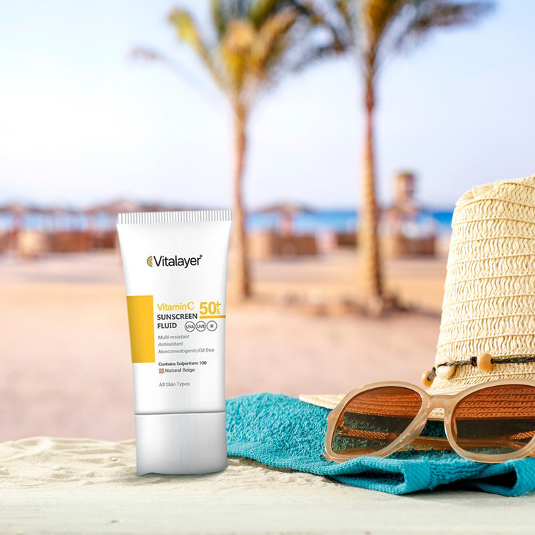 کرم ضد آفتاب رنگی ویتالیر، SPF 50، مدل ویتامین سی، مناسب انواع پوست